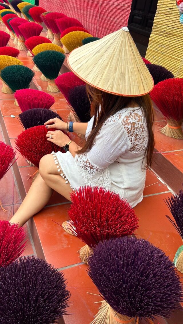 SAVE THIS REEL FOR YOUR next trip to VIETNAM🇻🇳

#globetrotting365days #travelblogger #traveller 
#vietnam #việtnam #vietnamtravels #vietamtraveling #vietnamitinerary #vietnamtrip #explorevietnam #vietnamnow #liveinvietnam #danang #hoian #halongbay #phuquocisland #phuquoc #itinerary #itinerary_official #travelling #hanoivietnam #vinwondersphuquoc #vietnamcharm #hanoitravel #hanoian
#halongbaycruise #ninhbinhvietnam #ninhbinhcity #ninhbinhcity #indianfood