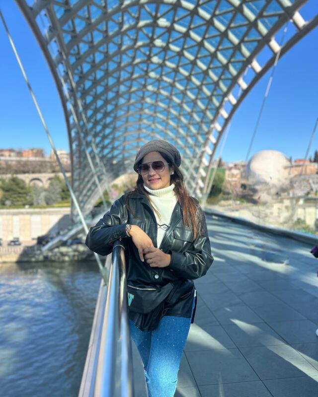 Bridge of Peace! 
The bridge with over 10k LED’s communicating message in Morse code at night! 

#travelgram #instatravel #instapic #travelblogger #followme #travelblogger #neverstopexploring #traveldiaries  #wanderlustsoul #globetrotting365days #globetrottinggirl #follow365days #worldtraveller #girlwhotravels #mountains #travelindia #weekend #wanderlustsoul #photooftheday #instaphotography #trails #exploring #Georgia #chroniclesofgeorgia